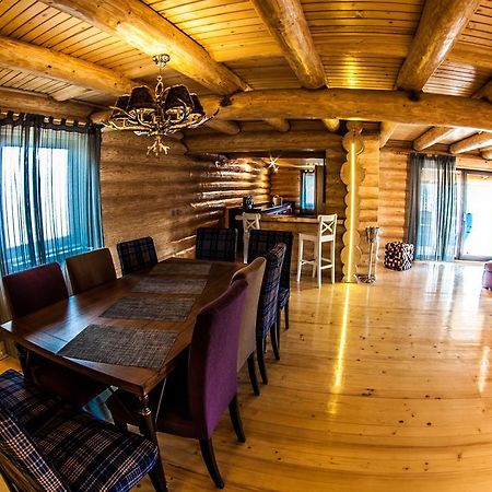 Cabana Deac - Luxury Chalet Vatra Dornei Rom bilde