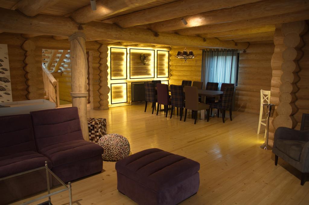 Cabana Deac - Luxury Chalet Vatra Dornei Rom bilde