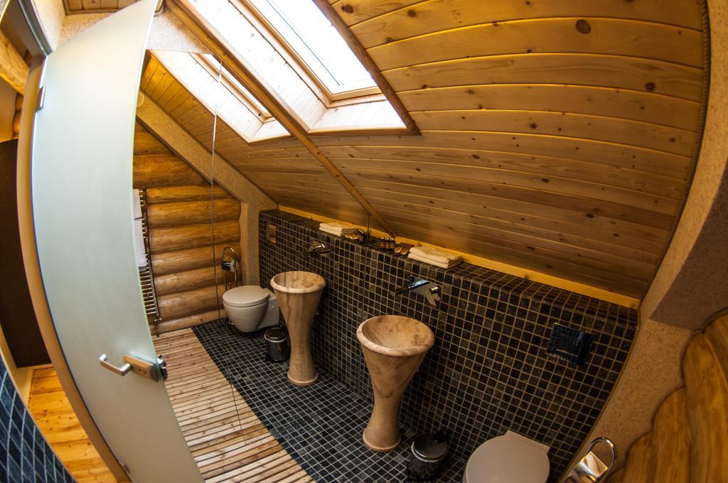 Cabana Deac - Luxury Chalet Vatra Dornei Rom bilde