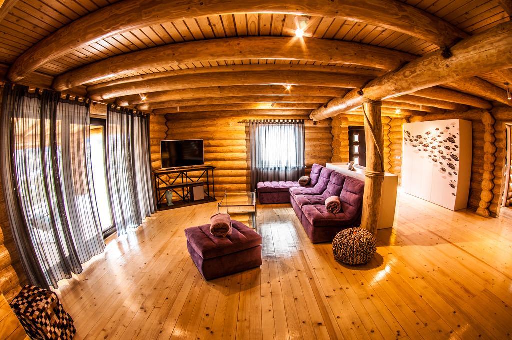 Cabana Deac - Luxury Chalet Vatra Dornei Rom bilde
